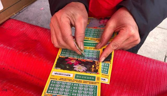 彩民2025澳门精准正版免费四不像,精选解析与警惕虚假宣传-全面释义、解释与落实